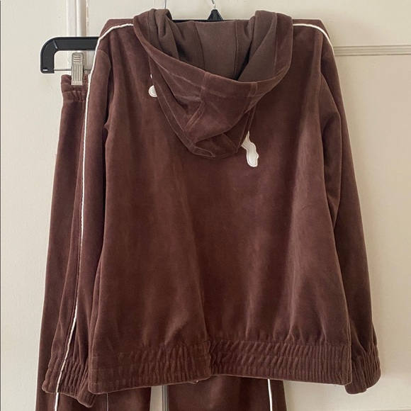 Puma Chestnut Velour Tracksuit Set - Picture 13 of 16